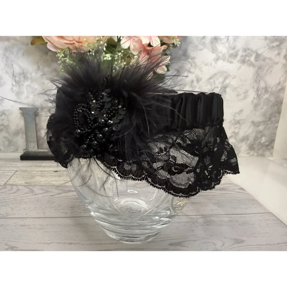 Vintage Victoria's Secret Black‎ Lace Feathers Leg Garter Bride Wedding Y2K EUC